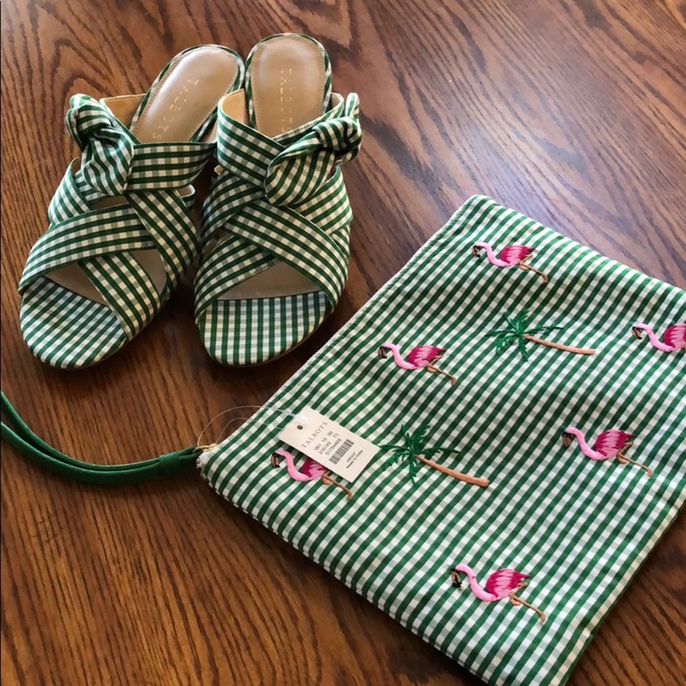 Talbots shoe and clutch set